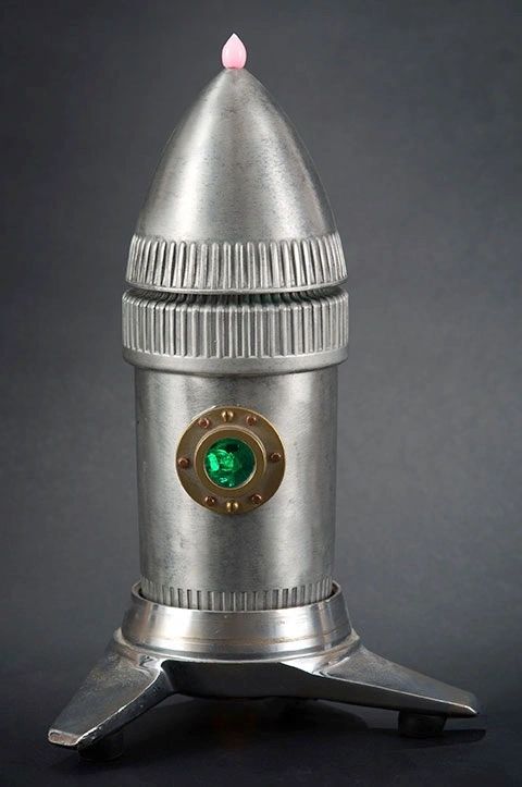 Assemblage spaceship sculpture by Santa Barbara artist Tal Avitzur.