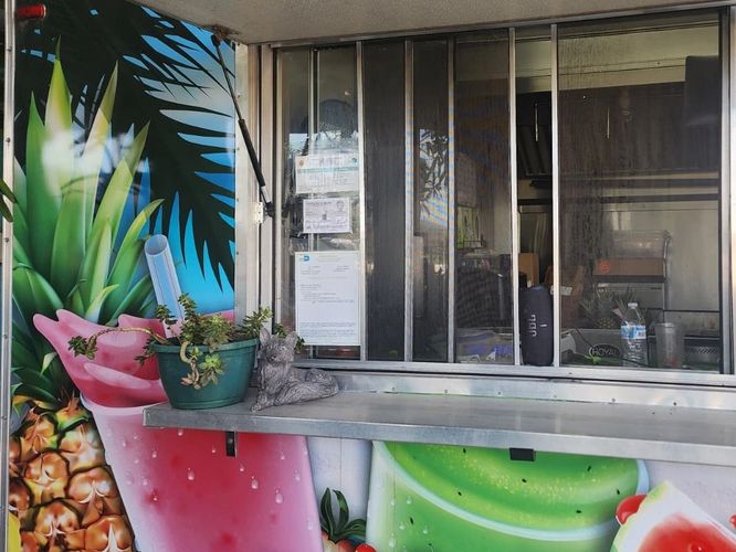 The Juice Brews trailer window in Homestead, FL