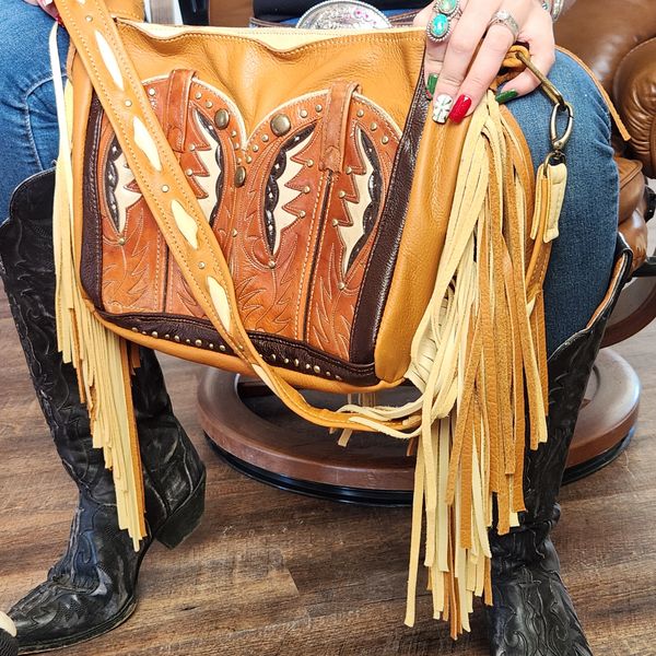 Boot Top Purse
Leather Purse
Purse made of boots