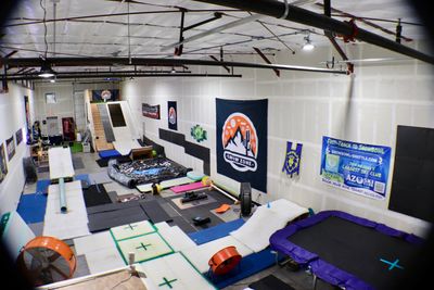 An overview of our 3000 square feet location