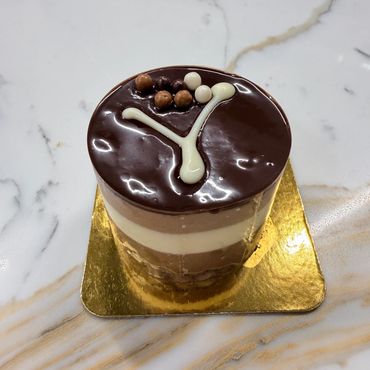 MINI TRIPLE CHOCOLATE MOUSSE