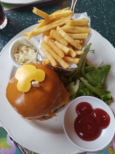 Hong Kong Disney food options 
Disney food 
Burger and fries