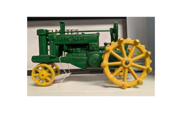 Cast Iron John Deere Tractor (Not Vintage)