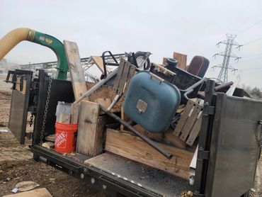 Dump trailer at dump