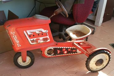 Midwest Pedal Tractor Restoration