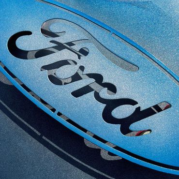 Blue/Chrome Fade Power Coating by VIVID AUTO DESIGNS