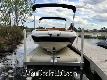 Drive On boat lift floating dock by Maui Docks in Tampa Florida