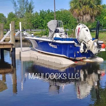 Mako wave Armor boat lift st. Augustine Florida by Maui Docks