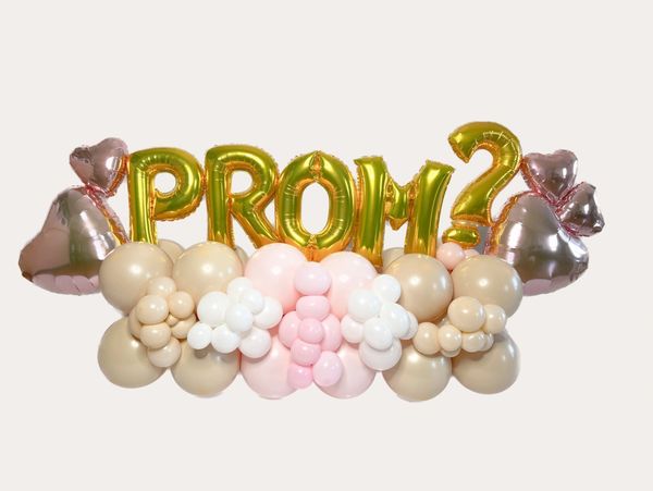 Prom balloon bouquet