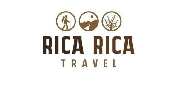 Logo de Rica Rica Travel con iconos de senderismo, paisaje y plantas.