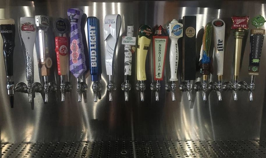 Joe's Sports Bar & Grill