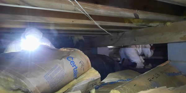 "Crawlspace insulation services for all seasons"
 "Expert Crawlspace Insulation Services"