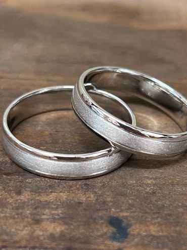 Matching white gold wedding rings