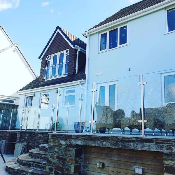 south hams. South Devon. balustrades. high quality. stainless steel. bespoke. glass. seemless.