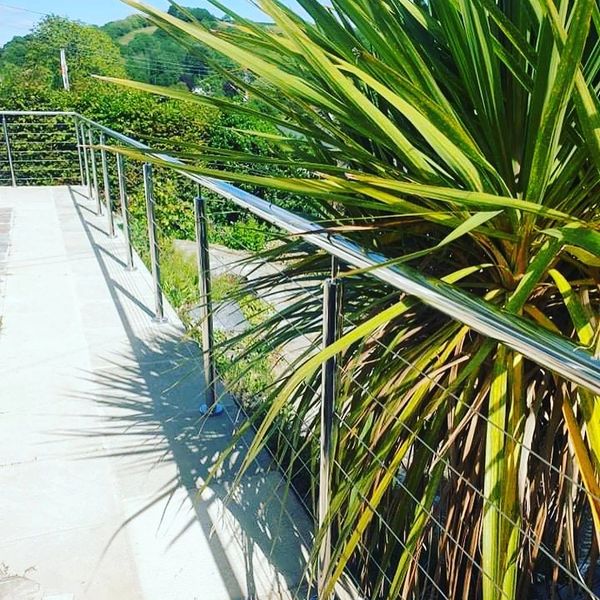 south hams. South Devon. balustrades. high quality. stainless steel. rigging wire. glass. Plymouth.
