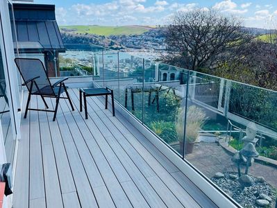 south hams. South Devon. balustrades. balconies. stainless steel. manufacturer. glass. dartmouth