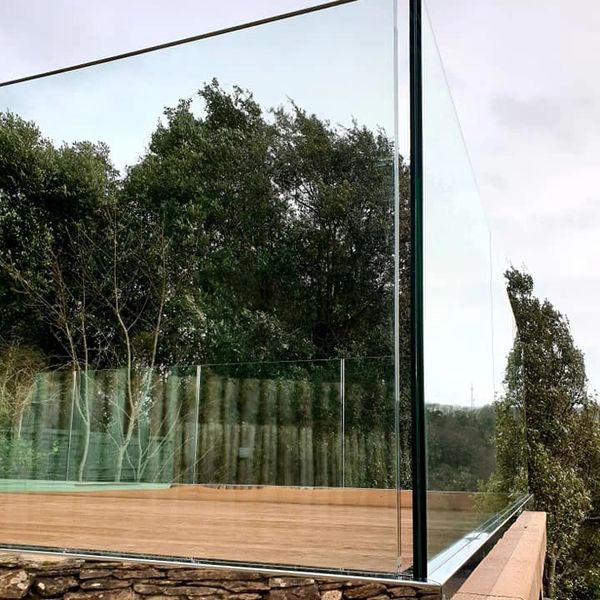 South hams. South Devon. balustrades. handrails. stainless steel. Balcony Plymouth