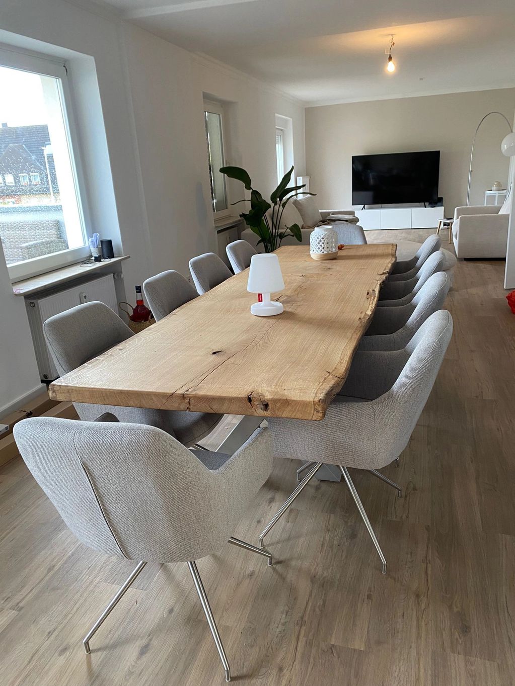 Baumscheibe Esstisch