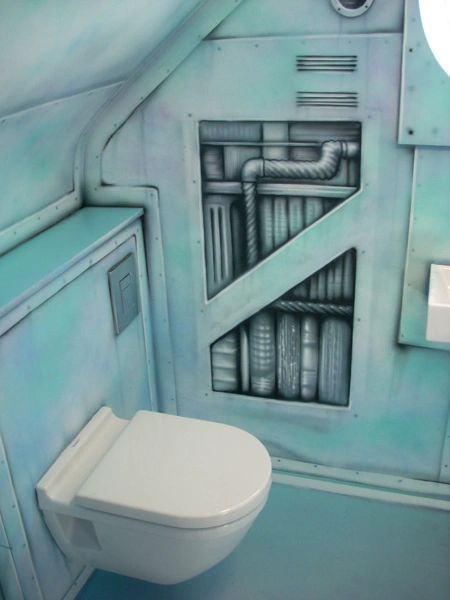 Airbrushed toilet