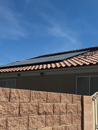 good looking solar panels on the roof.