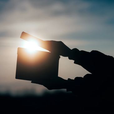 About Us
Straight Up Consultancy blends deep-rooted experience in the creative and tech industries