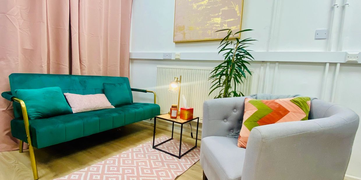 Therapy room available to hire in Harlow Essex CM187BL