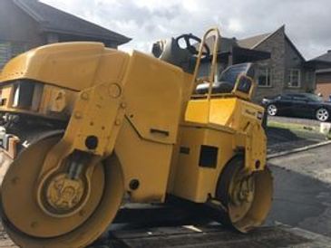 Asphalte neuve résidentielle pavage pavement Québec Beauce Pas cher Excavation compaction gravier