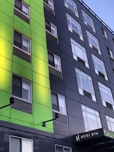 HOTEL BPM BROOKLYN BUILDING EXTERIOR