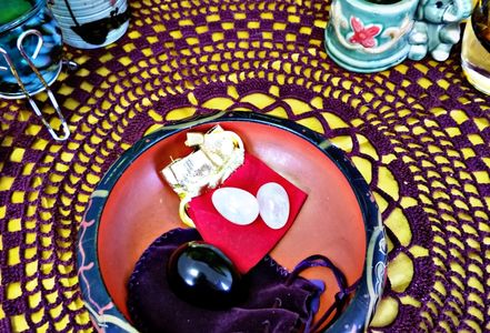 Example of yoni eggs placed inside of a bowl on a table.
