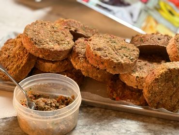 Freeze dried Pup Patties. Simply rehydrate to your pups preferred consistency with warm water or bon