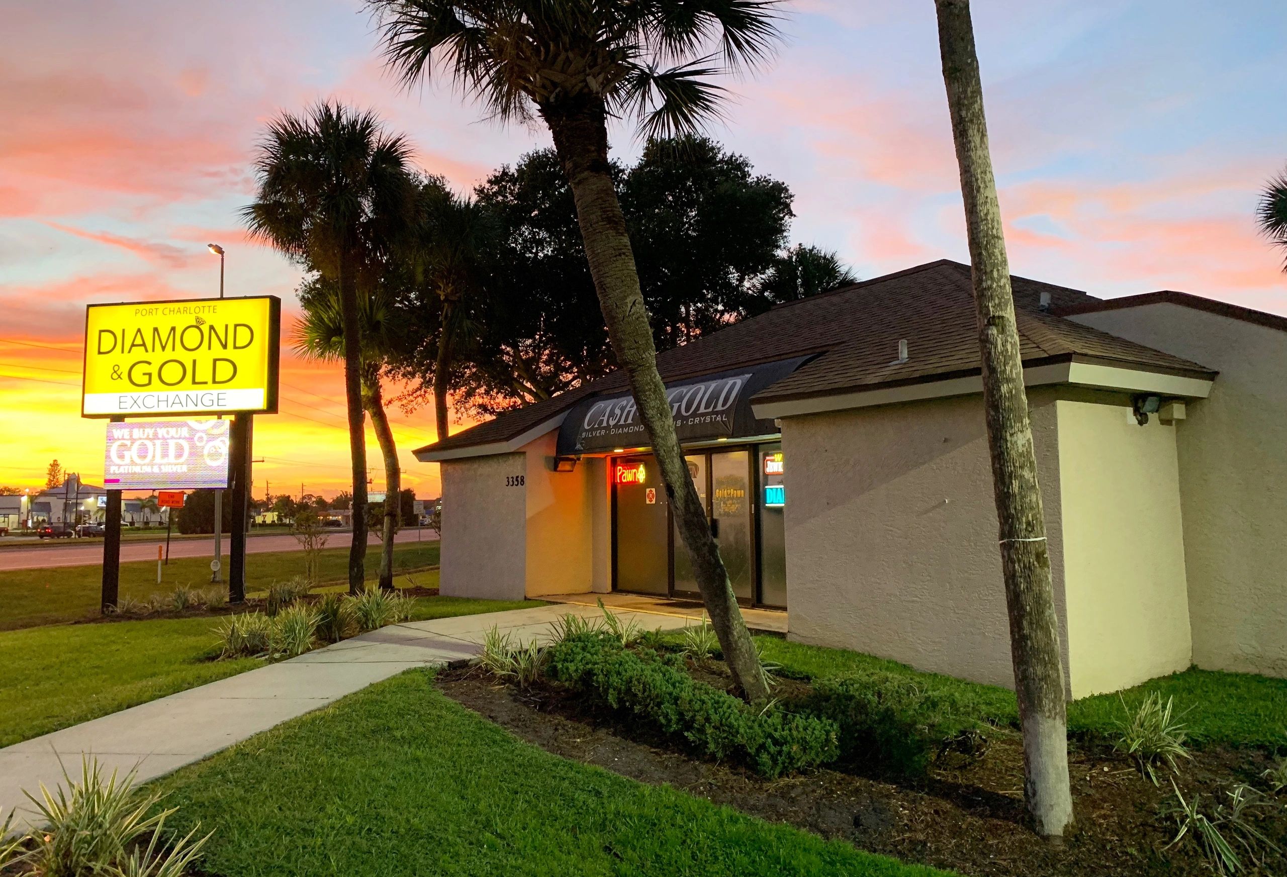 Port Charlotte Gold and Pawn Pawn Shop, Jewelry Store