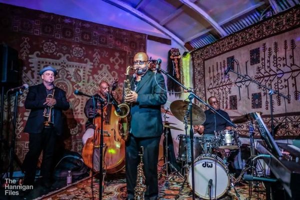 #theazarlawrenceexperience keeping it hot at @corazontopanga