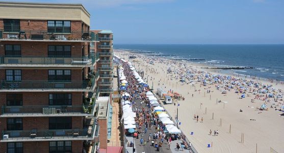 F1 NY
Formula 1 New York
F1 New York
Long Beach
US Grand Prix at Jones Beach
New York Grand Prix