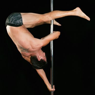 Advanced Pole Dance classes in Navarre, Fort Walton, Pensacola, Florida. Vertical Pole Studio