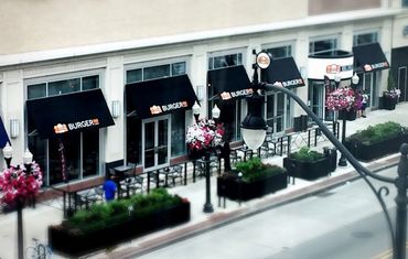 Restaurants Buildout | Columbus, OH
Historical Building • Exterior Signage & Buildout