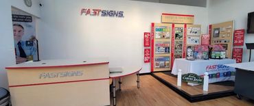 National Franchise | Fast Signs — Philadelphia, PA
Retail Shell Buildout • Time Sensitive Conversion