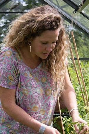 Lauren Wilson growing food