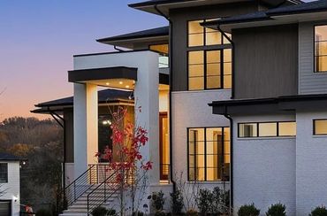 A Modern house in Nashville, TN