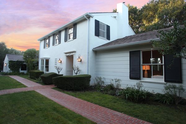 $3,750,000
23460 Camino Hermosa Drive, Los Altos, CA 94024 sold by Jim Galli & Katie Galli Ketelsen