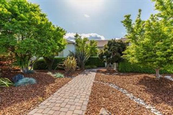 $2,150,000
3261 Catalina Avenue, Santa Clara, CA 95051 sold by Jim Galli & Katie Galli Ketelsen