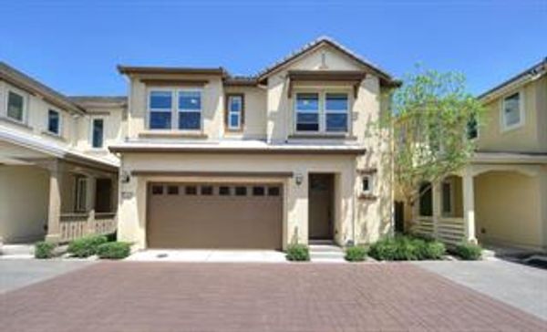 $1,101,000
6086 Charlotte Drive, San Jose, CA 95123 sold by Jim Galli & Katie Galli Ketelsen