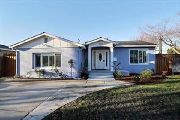 $1,660,000
5257 Dent Avenue, San Jose, CA 95118 sold by Jim Galli & Katie Galli Ketelsen Realtors