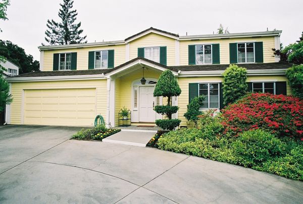 $1,650,000
384 West Edith Avenue, Los Altos, CA 94022 sold by Jim Galli Los Altos Real Estate Agent