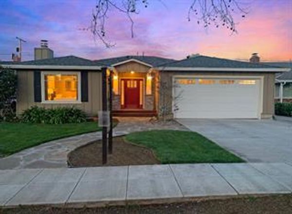 Sale Price: $1,510,000
2110 Ellen Avenue, (Willow Glen) San Jose, sold by Jim Galli, Katie Ketelsen