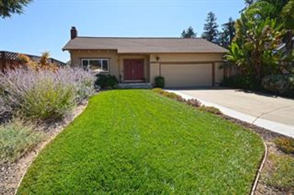 $1,210,000
2536 Huerto Court, San Jose, CA 95128 sold by Jim Galli & Katie Galli Ketelsen