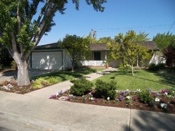 $1,120,000
629 Lola Lane, Mountain View, CA 94040 sold by Jim Galli Mountain View Realtor