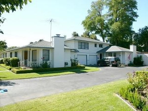 $1,220,00
1137 Marcussen Drive, Menlo Park, CA 94025 sold by Jim Galli Real Estate Broker