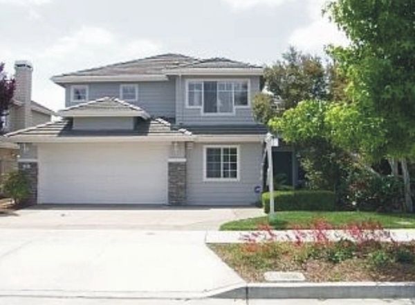 $1,200,000
372 Mindanao Drive, Redwood City, CA 94065 sold by Jim Galli & Katie Galli Ketelsen