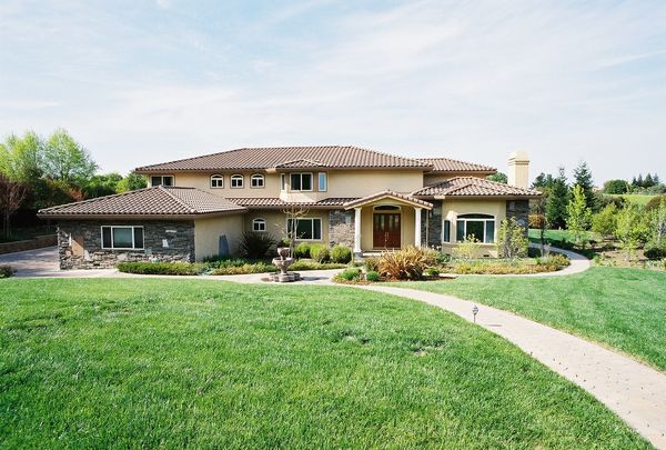 $3,500,000
12125 Oak Park Court Los Altos Hills, CA 94022 sold by Jim Galli Los Altos Hills Realtor