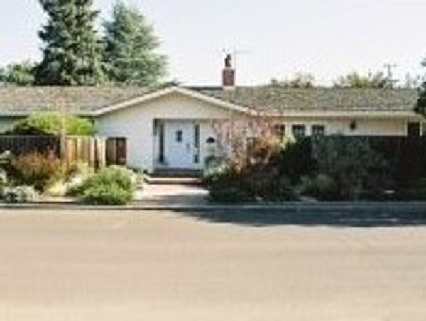 $1,500,000
702 Orange Avenue, Los Altos, CA 94022 sold by Jim Galli Los Altos Real Estate Agent